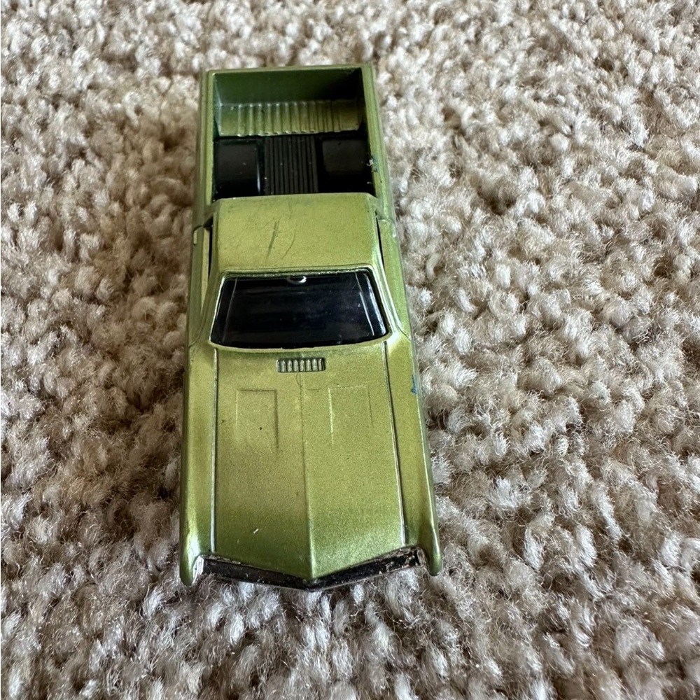 Matchbox 1970 Ford Ranchero-Green Short Card Collector Miniature - Picture 6 of 7